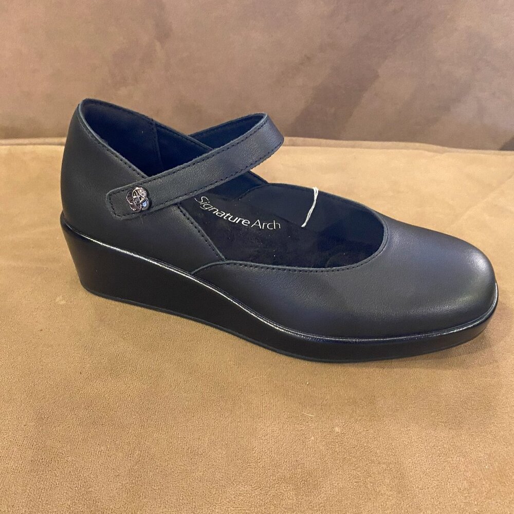 Alegria - Hayes Black - Multiple Sizes (NEW W/ BOX)